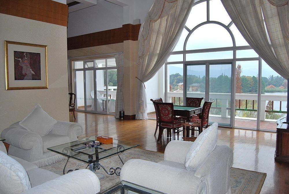 Yunnan Dianchi Garden Resort Hotel & Spa Kunming Exterior foto