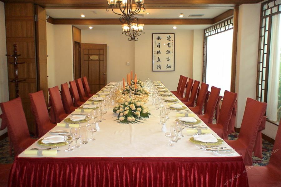Yunnan Dianchi Garden Resort Hotel & Spa Kunming Exterior foto