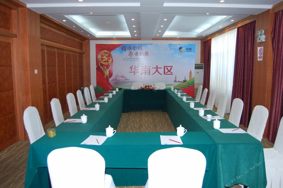 Yunnan Dianchi Garden Resort Hotel & Spa Kunming Exterior foto